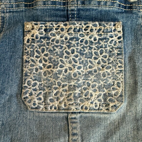 Jordache Girls Denim Overall Shorts Size L 10/12 Distressed Raw Cuff Lace - Picture 2 of 3